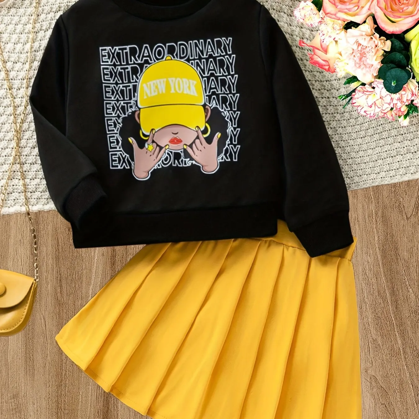 2pcs/set Adorable Girls Pattern Sweatshirt Top   Pleated Skirt Outfit - Comfortable Long Sleeve, Fashionable Design, Cute Cartoon Print, Perfect for Spring and Fall Seasons, Ideal for Casual Daily Wear