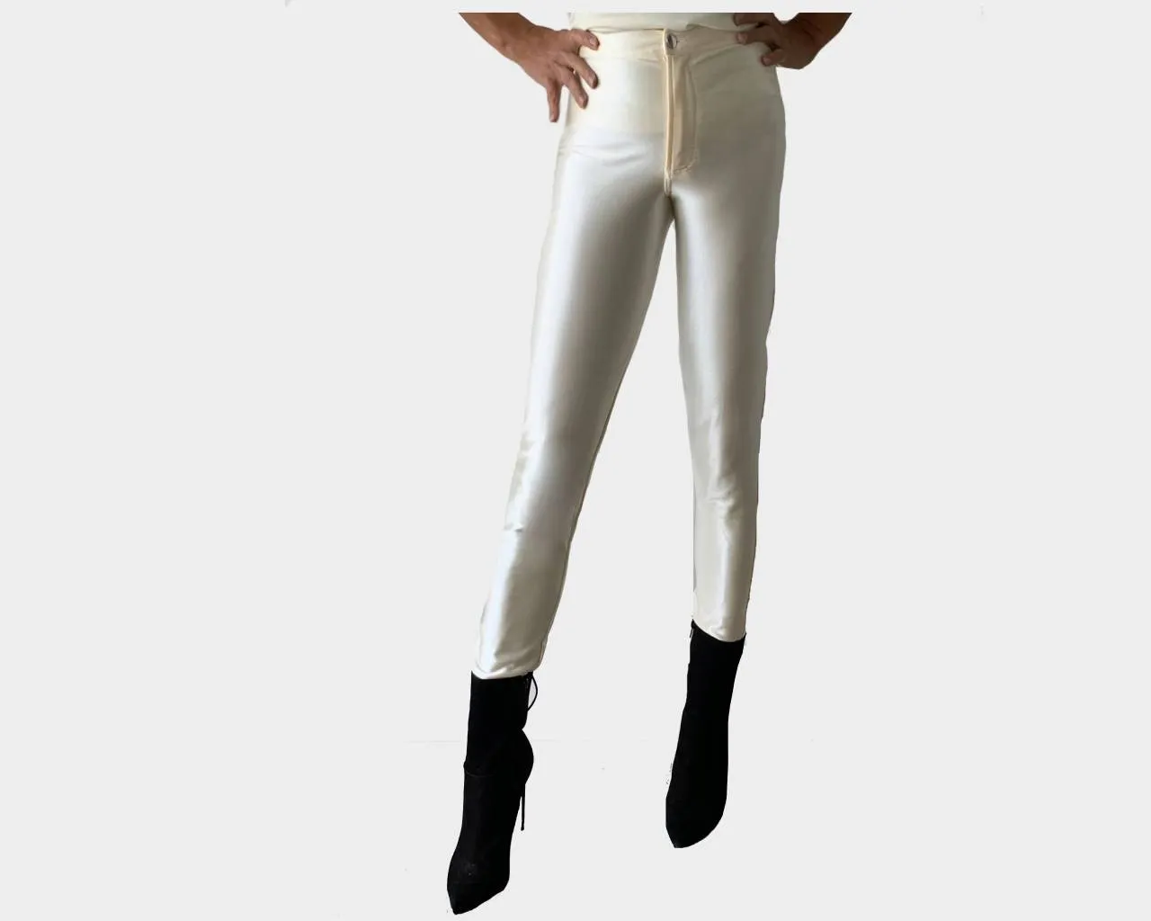 3 Mountain Peak White Pants - The Milan