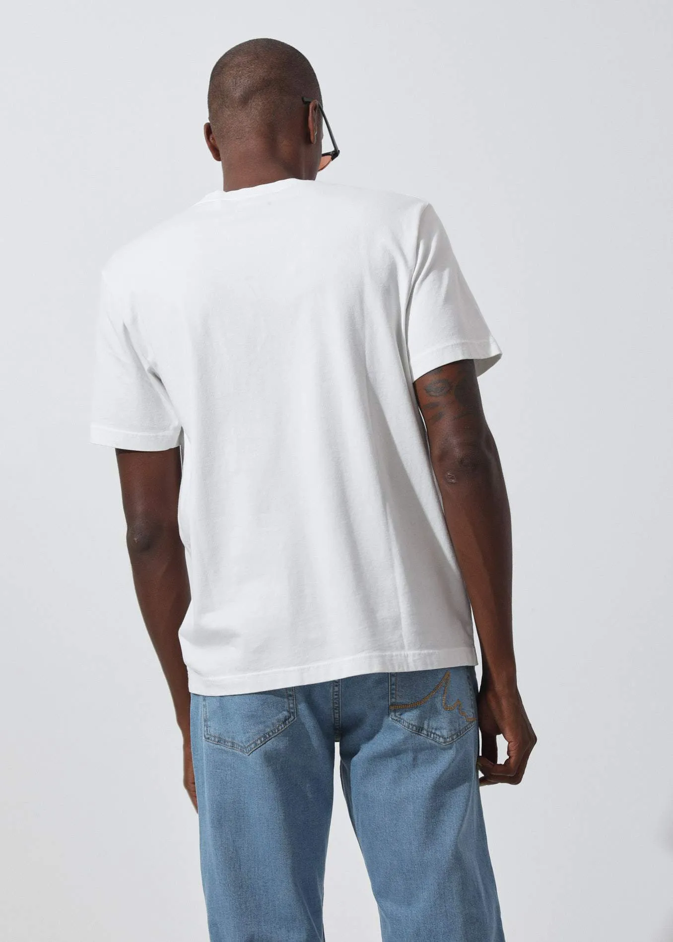 Afends Mens Kettleish - Oversized Retro Fit Tee - White