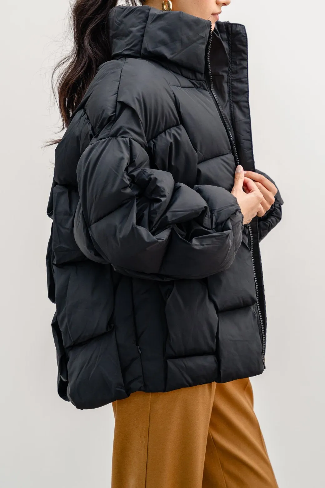 CHAIN QUILT PUFFER JACKET