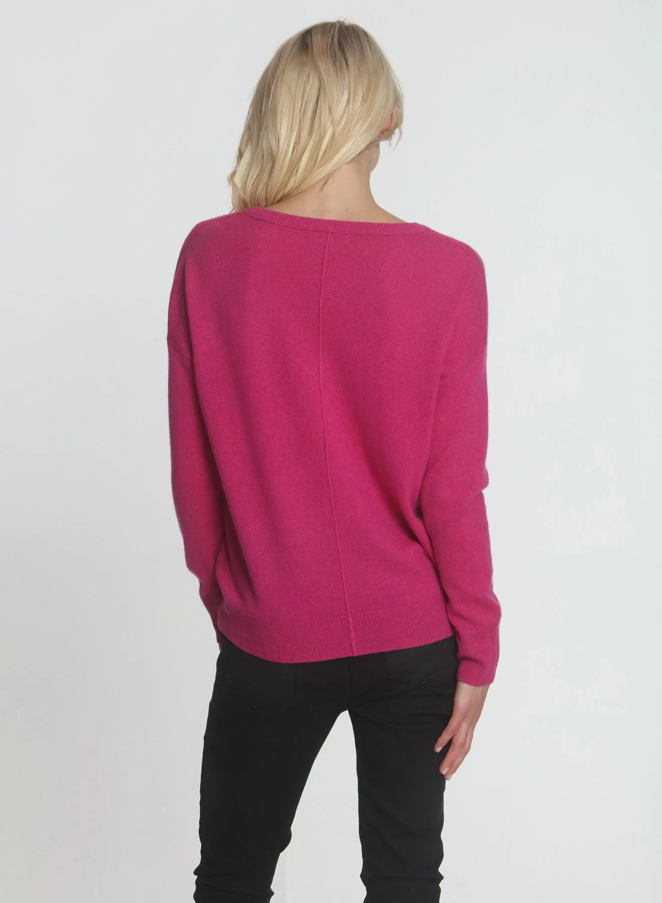 CORE Cashmere BF Vee - Magenta