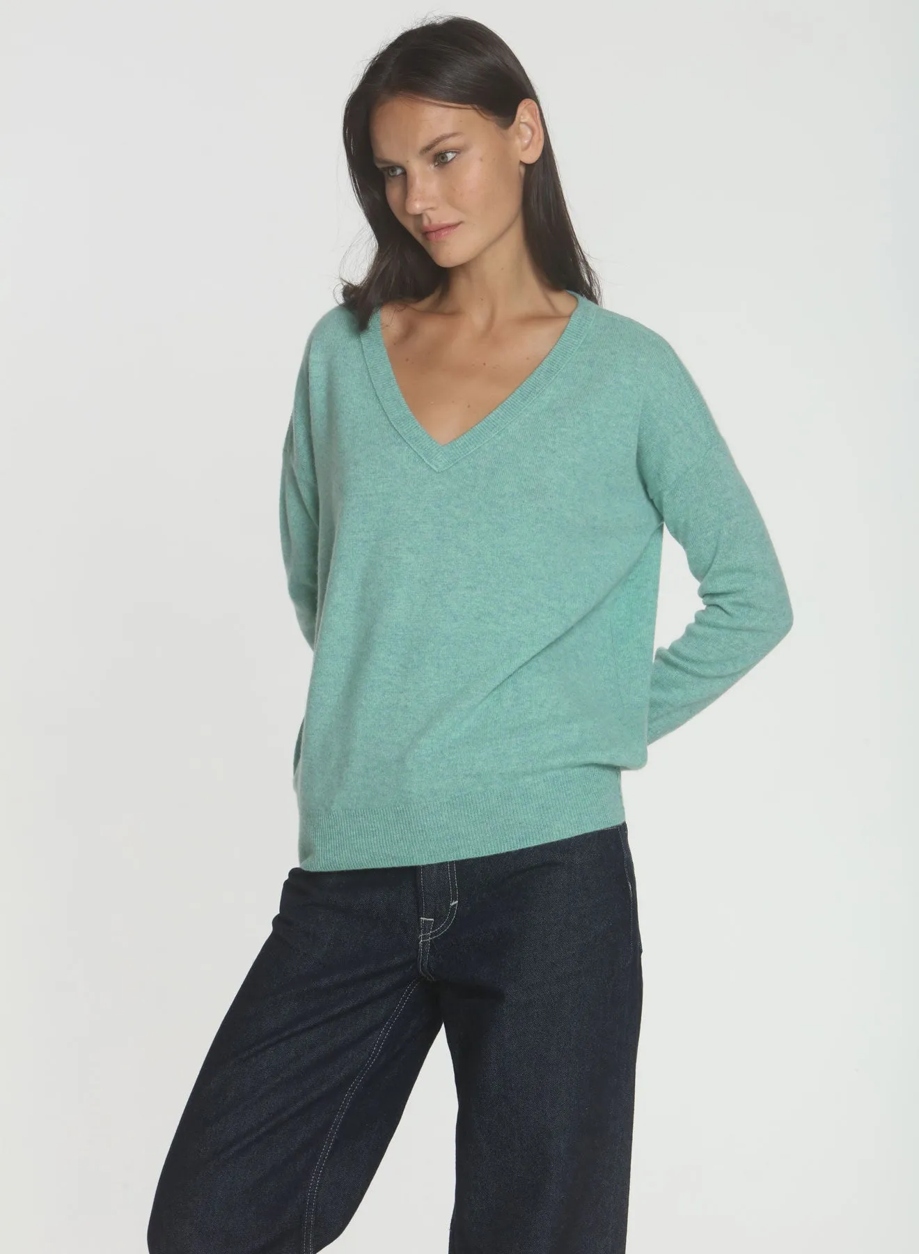 CORE Cashmere BF Vee - Peacock