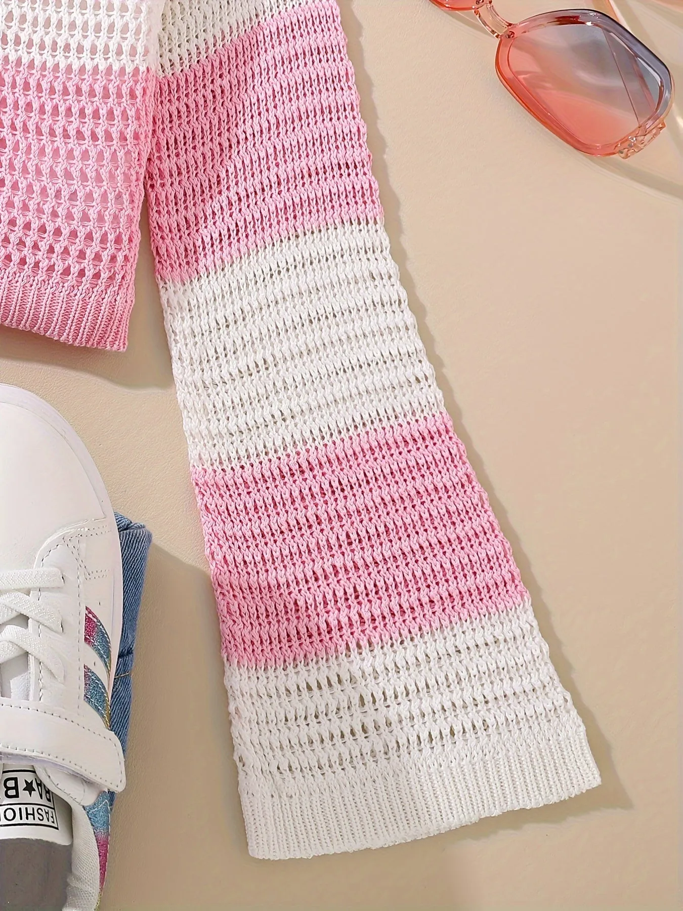 Girls Stylish & Comfy Long Bell Bottom Sleeve Color Block Knit Sweater For Spring & Fall