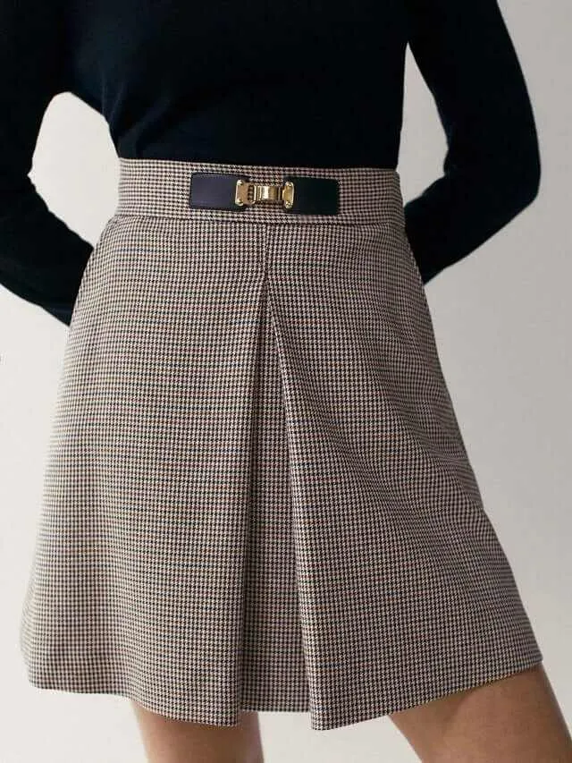 Glow Chic's A-Line Houndstooth Plaid Mini Skirt