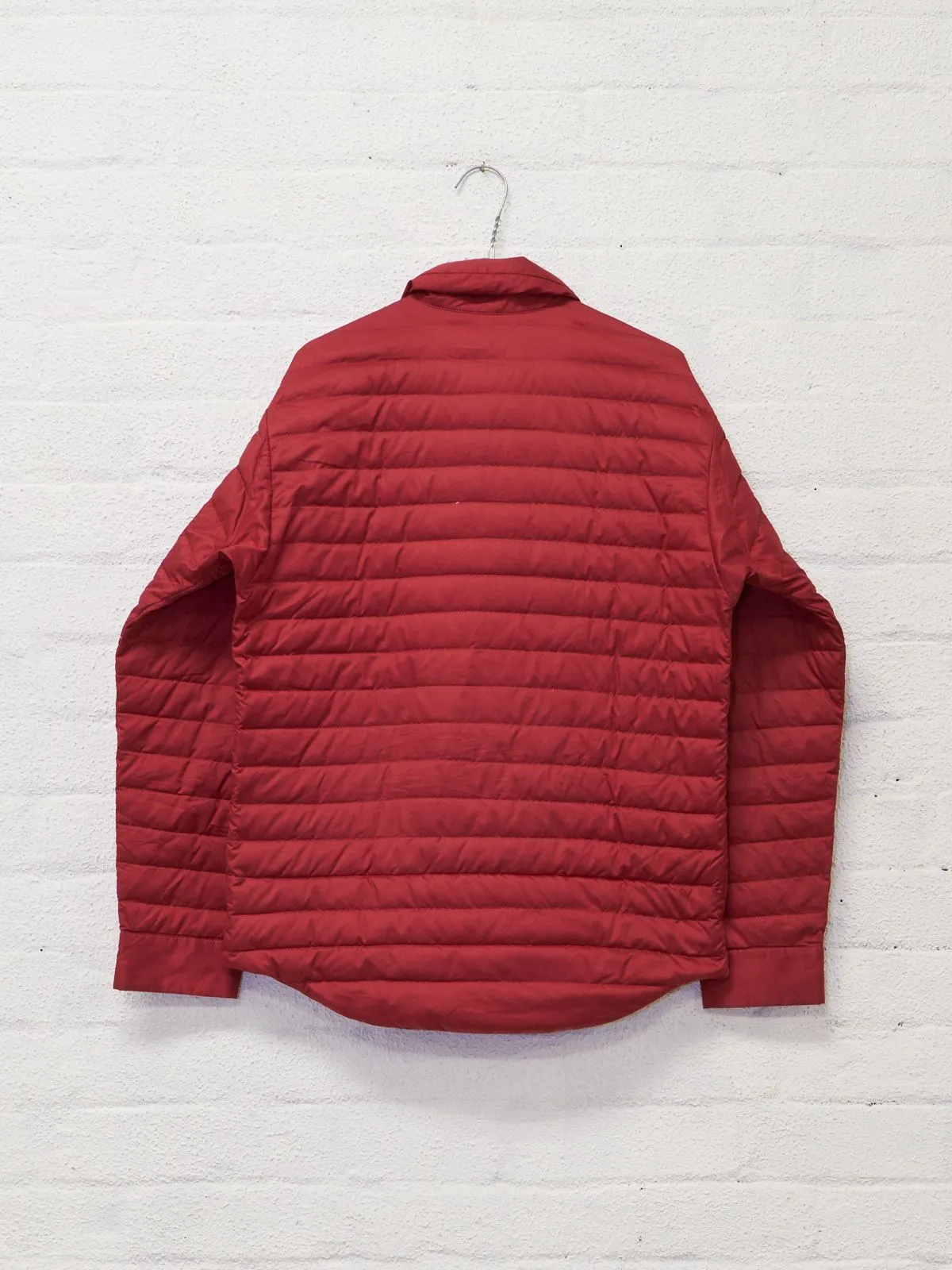 Issey Miyake red polyester quilted packable puffer shirt jacket - mens M S