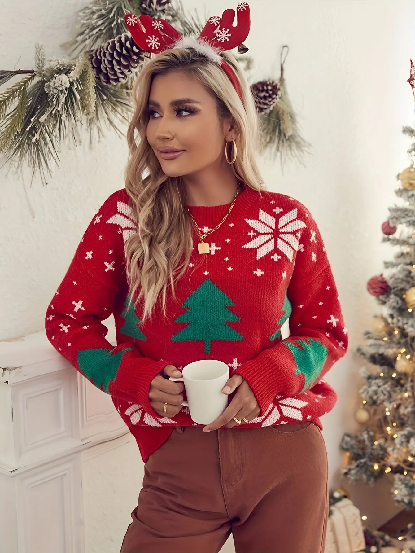 Ladies' Red Christmas Knitted Sweater Cute Snowflake Printed Long Sleeve Round Neck Christmas Sweater Atmosphere Sweater