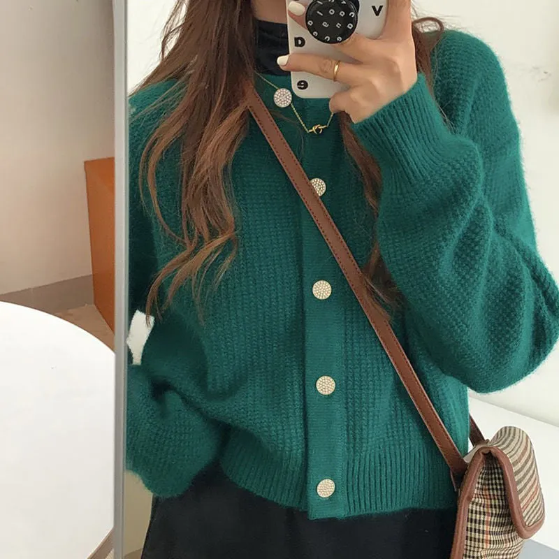 METAVERSMALL Retro Hong Kong style crew neck top with knitted sweater New autumn and winter Internet celebrity gentle wind small knitted sweater women