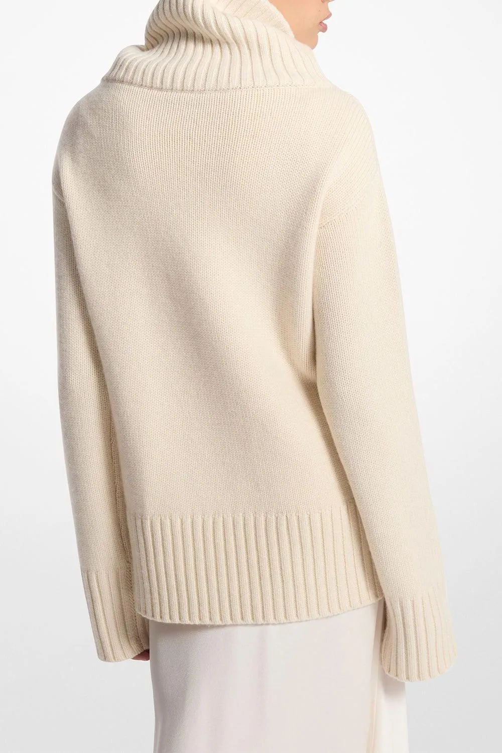 Oversized Turtleneck Pullover - Ivory