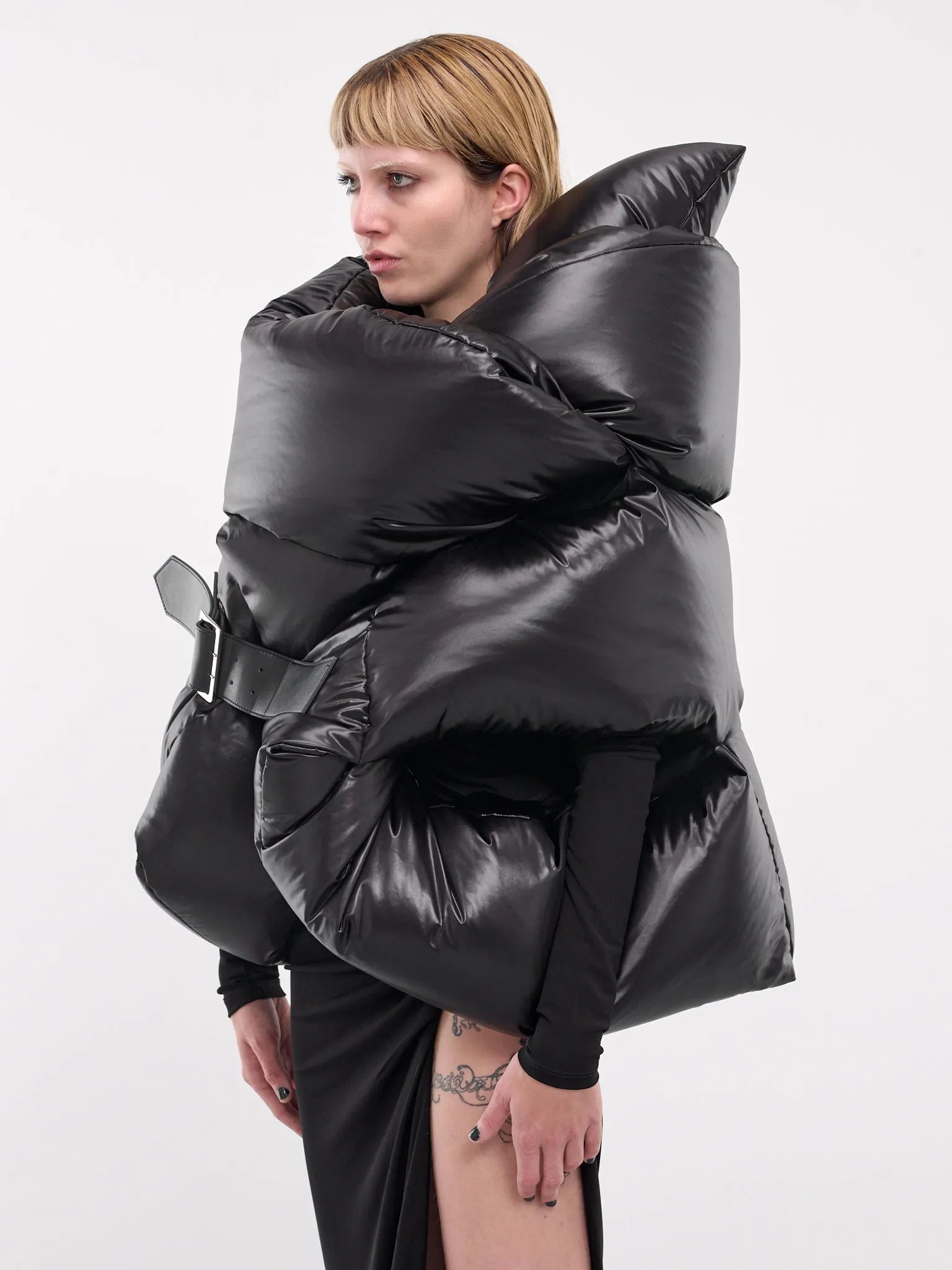 Sculptural Puffer Jacket (JN-J023-051-BLACK)