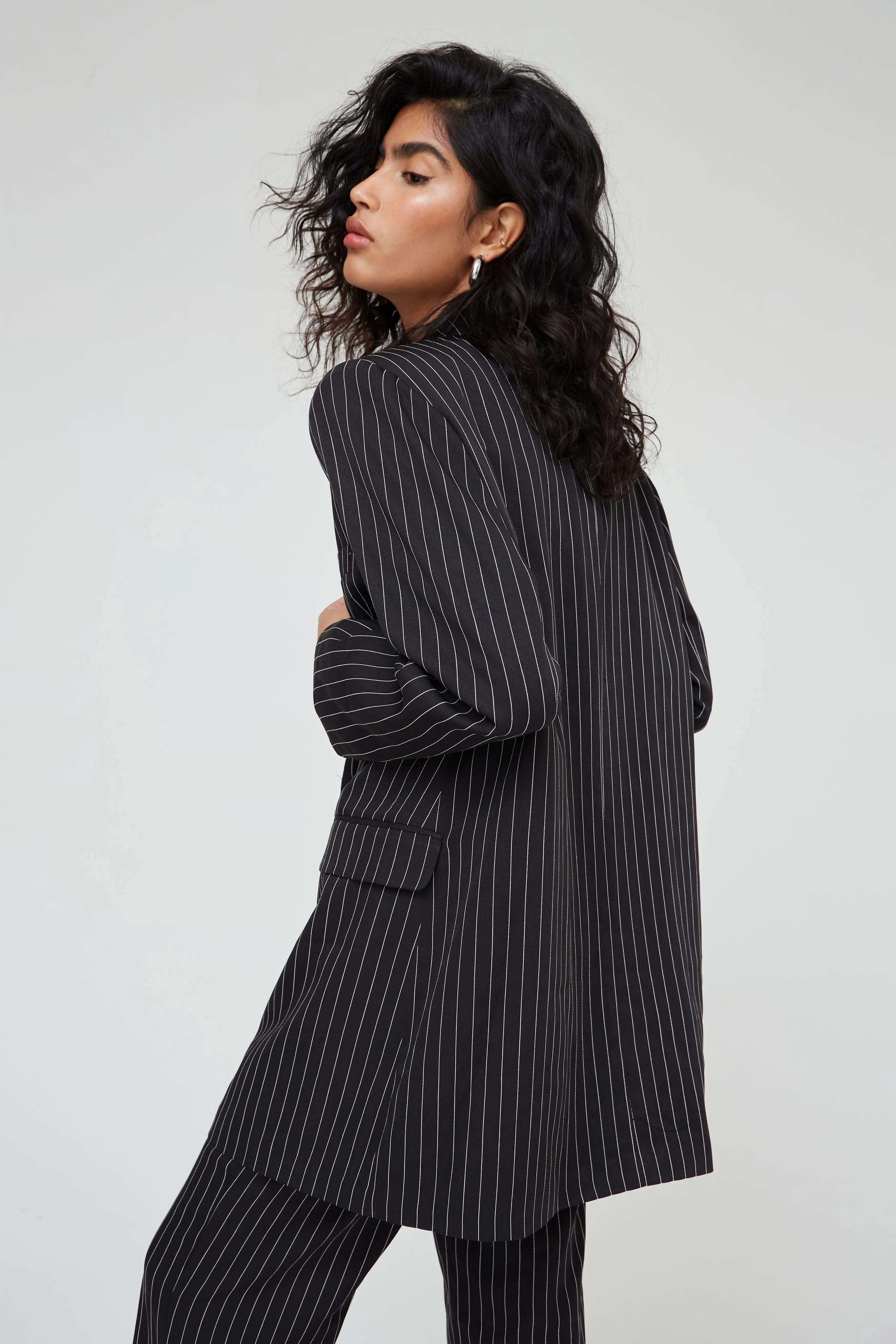 TAILORED PINSTRIPE OVERSIZED BLAZER