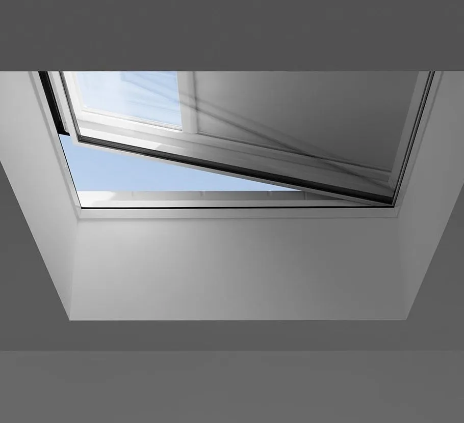 VELUX CVU 120120 1093 INTEGRA® SOLAR Curved Glass Rooflight Package 120 x 120 cm (Including CVU Double Glazed Base & ISU Curved Glass Top Cover)