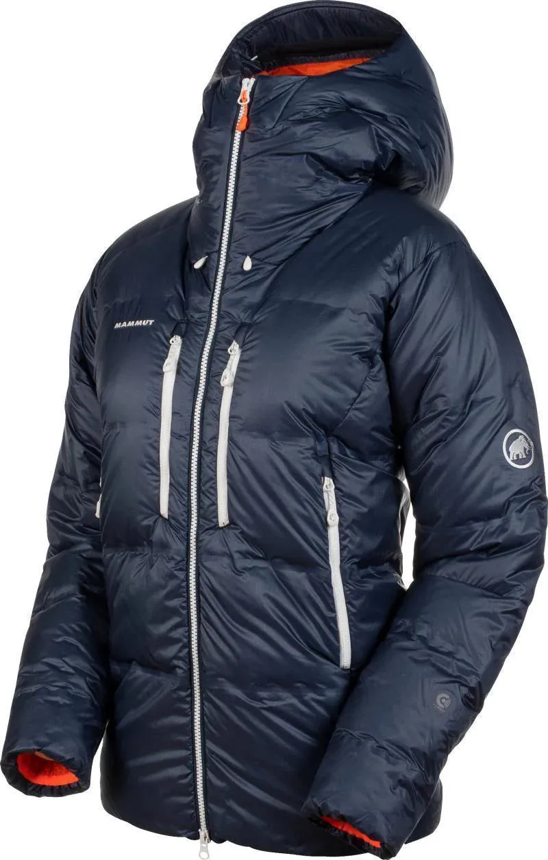 W eigerjoch pro in hooded jacket