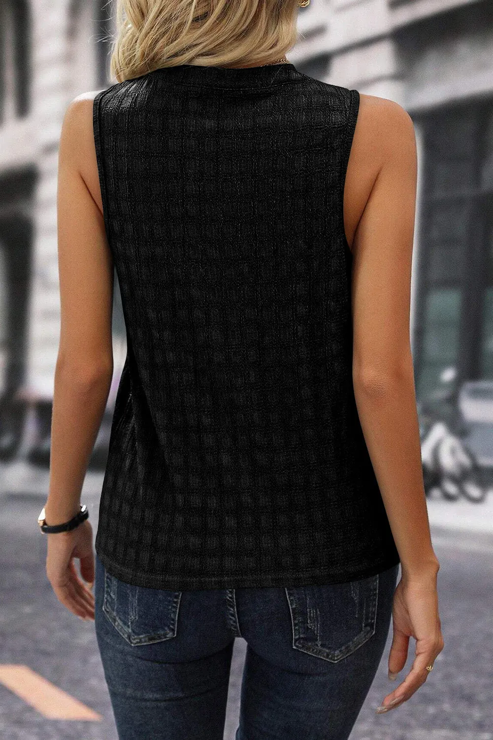 Women's Lattice Textured Split Neck Tank Top Pleated Sleeveless Blouse