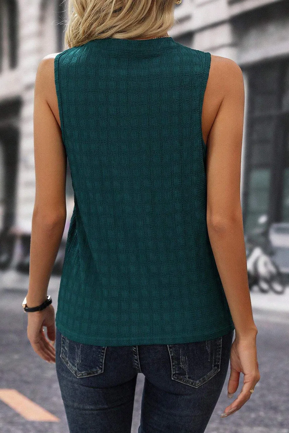 Women's Lattice Textured Split Neck Tank Top Pleated Sleeveless Blouse